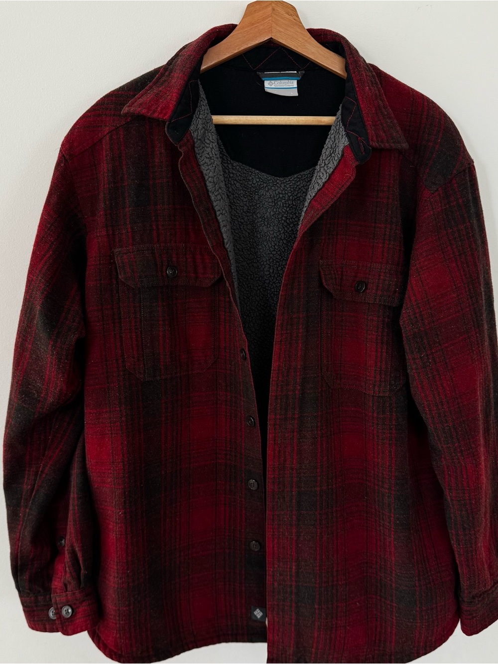 Columbia Sherpa lined blanket shirt size L Large men’s guc